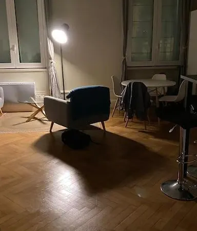 Daire Splendide Haussmannien Dans Particulier