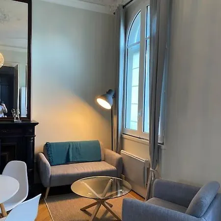 Splendide Haussmannien Dans Particulier Daire Bordeaux